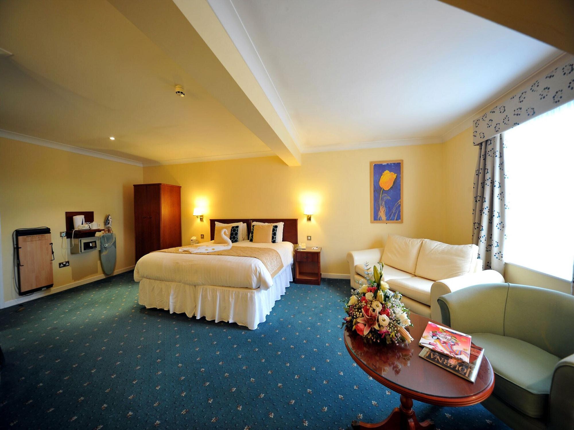 Best Western Plus Bentley Hotel, Leisure Club & Spa Lincoln Exterior photo